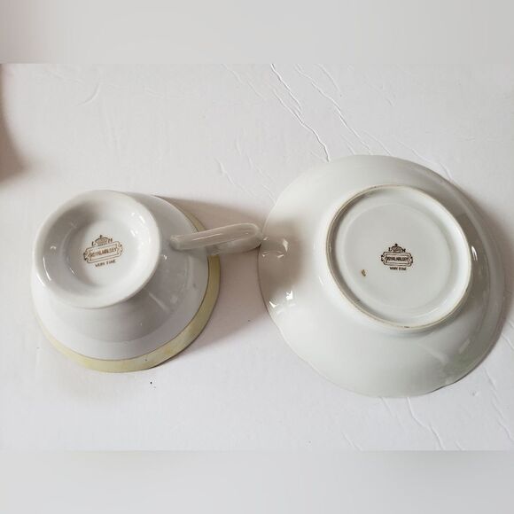 Royal Halsey Cup & Saucer - Picture 5 of 10